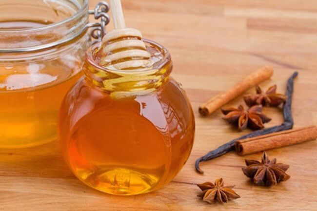 Slow down digestion with honey lemon juice and cinnamon