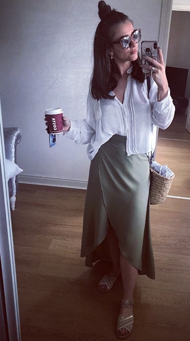 Brooke Vincent in a Sunday mirror selfie in May 2018